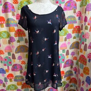 Whisper Bird Design S/S Dress. Small